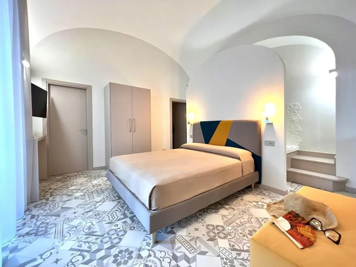 Comfy 2 Bedrooms Apartment Near The Beach 阿马尔菲
