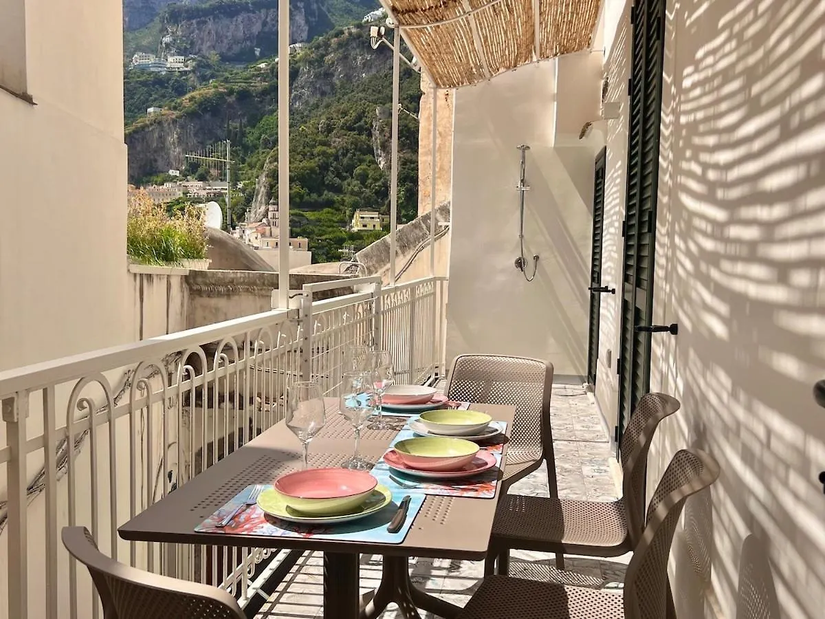 Comfy 2 Bedrooms Apartment Near The Beach أمالفي