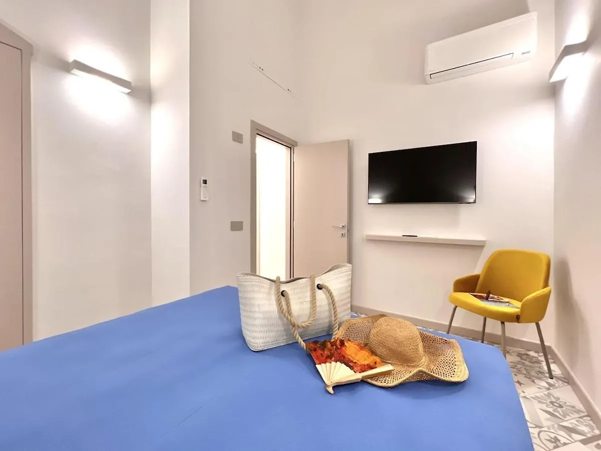 Comfy 2 Bedrooms Apartment Near The Beach أمالفي